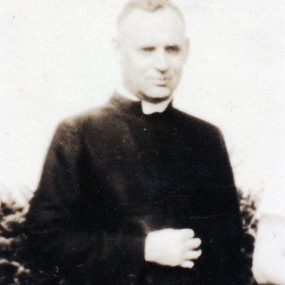 Father Willie V MacDonald